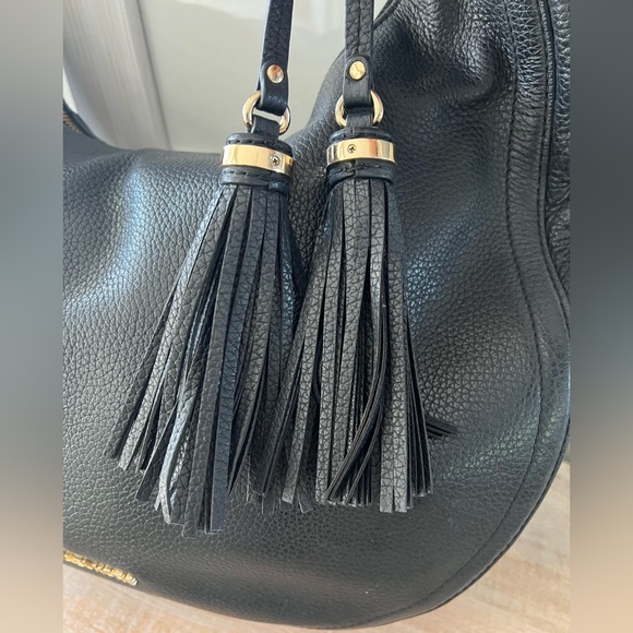 Michael Kors Black Leather Hobo Shoulder Bag - Like New - Picture 4 of 7